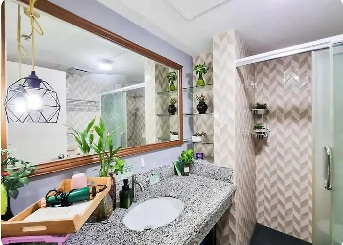Apartment Two-bedroom Cozy & Spacious At Torre De With Breathtaking Views, Perfect For Relaxation & Comfort Manila